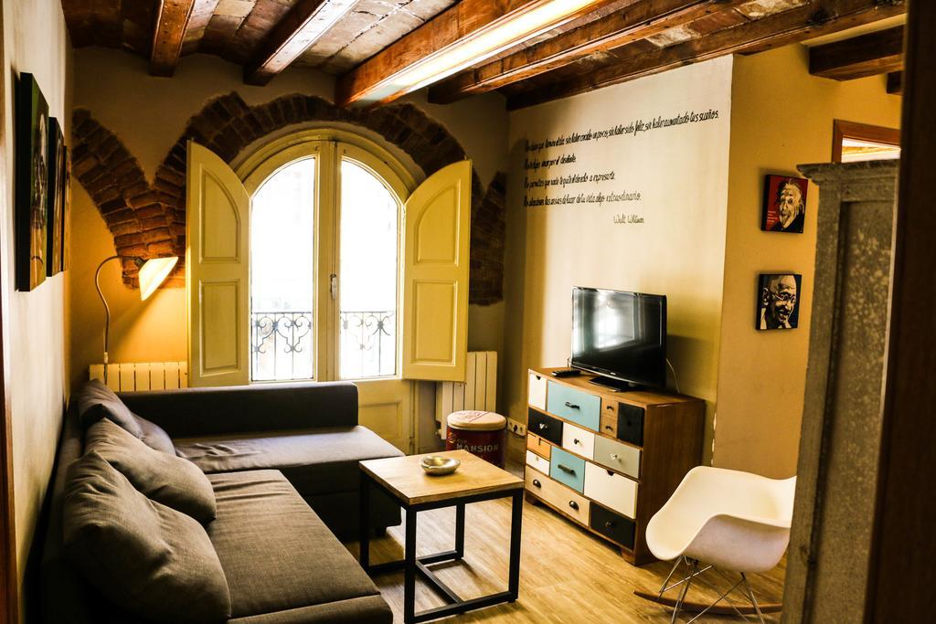 Charming Apartment In Barcelona Center מראה חיצוני תמונה